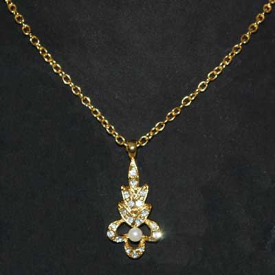 "Flower Design Pendant with chain - 018-001 (Estelle) - Click here to View more details about this Product